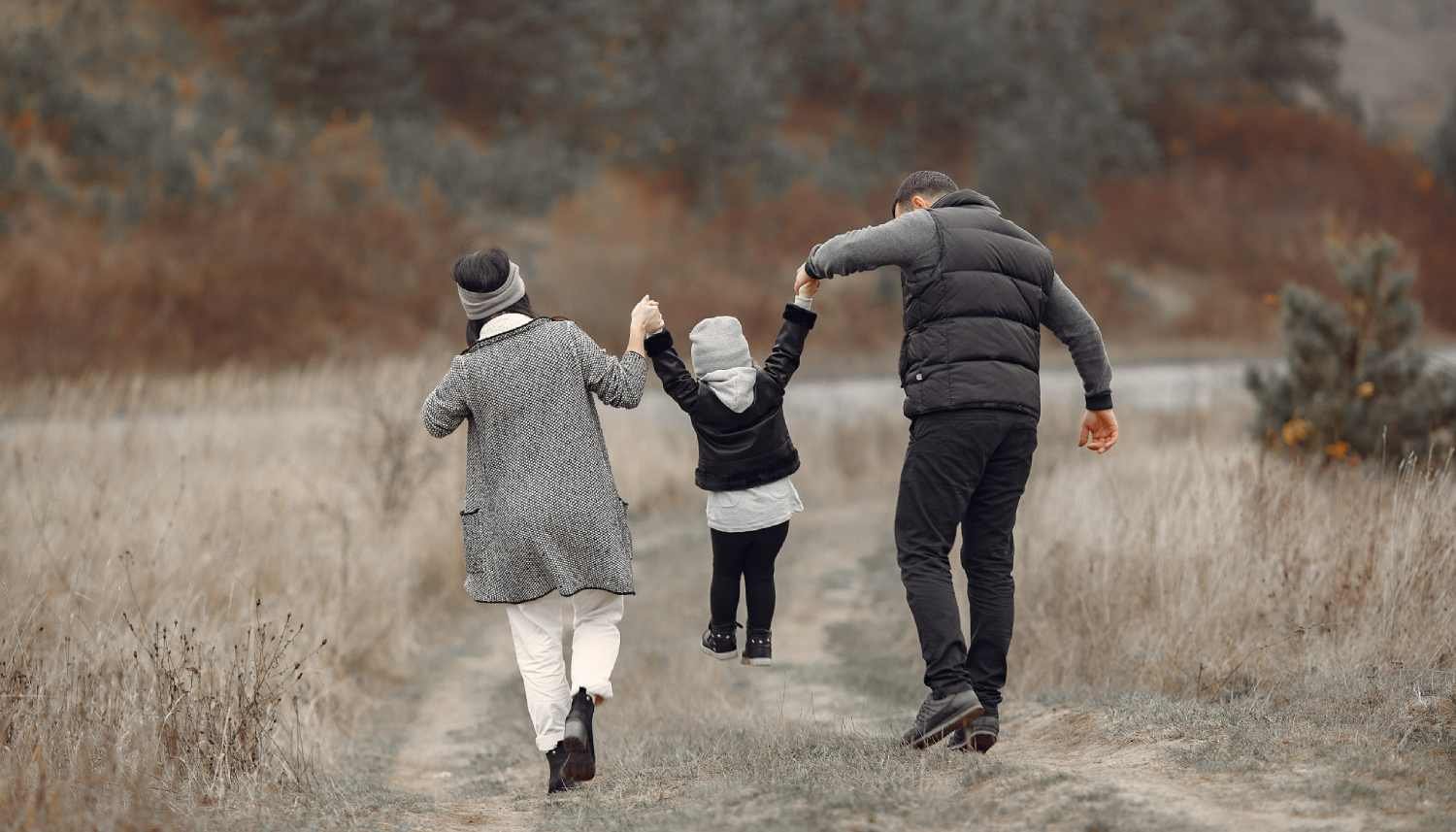 Cute family playing in a spring forest(1)